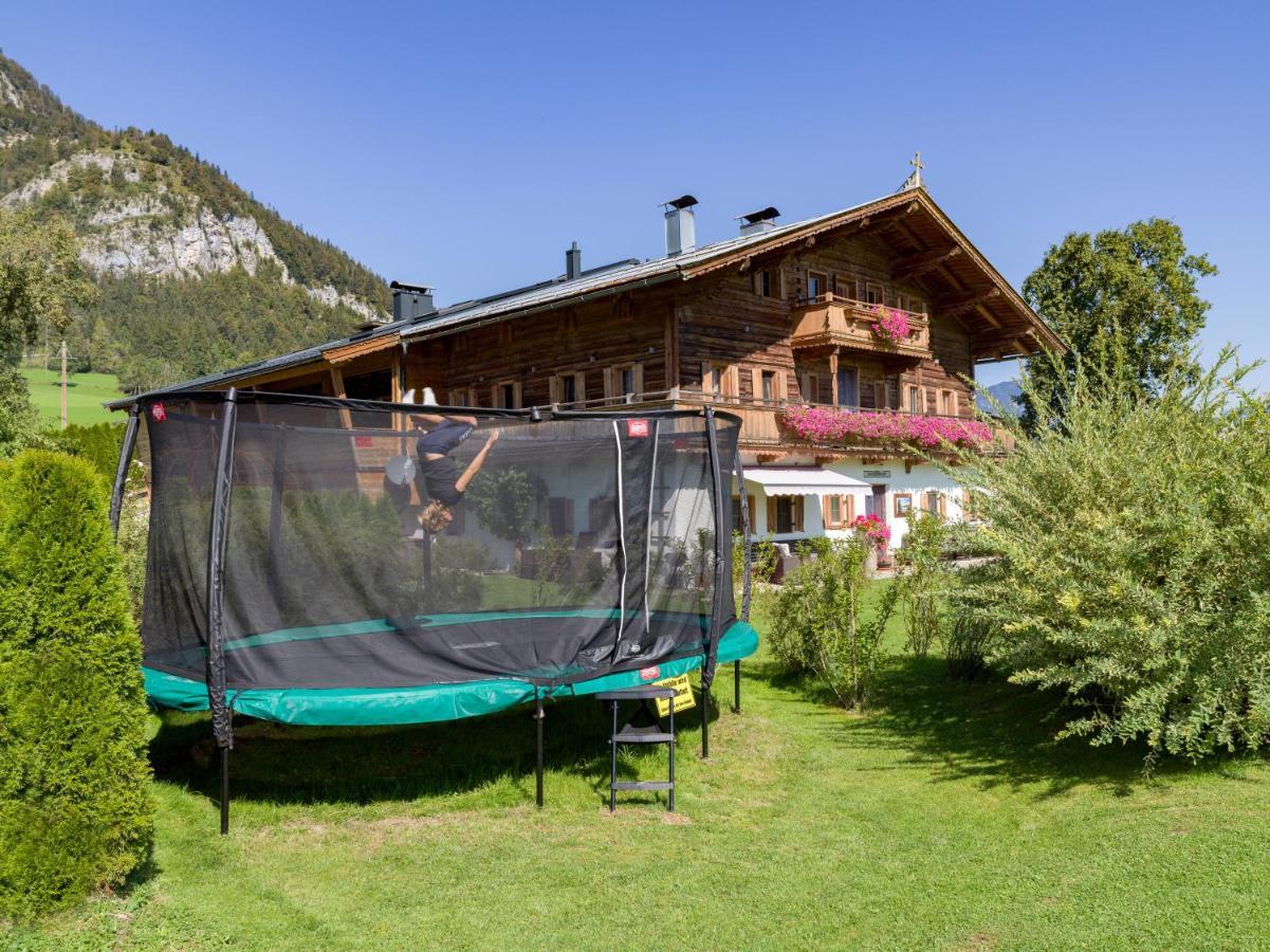 Narzenhof Wellness Chalets, Familien & Luxus Apartments Am Bauernhof Sankt Johann in Tirol Bagian luar foto