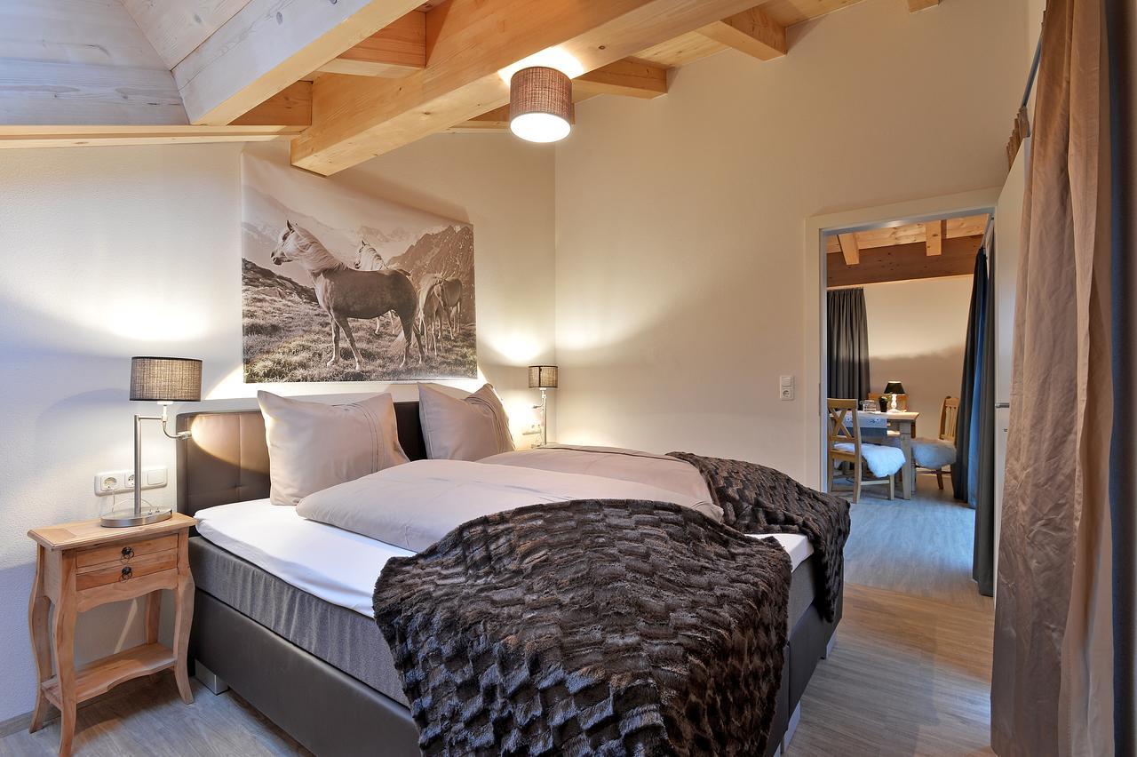 Narzenhof Wellness Chalets, Familien & Luxus Apartments Am Bauernhof Sankt Johann in Tirol Bagian luar foto