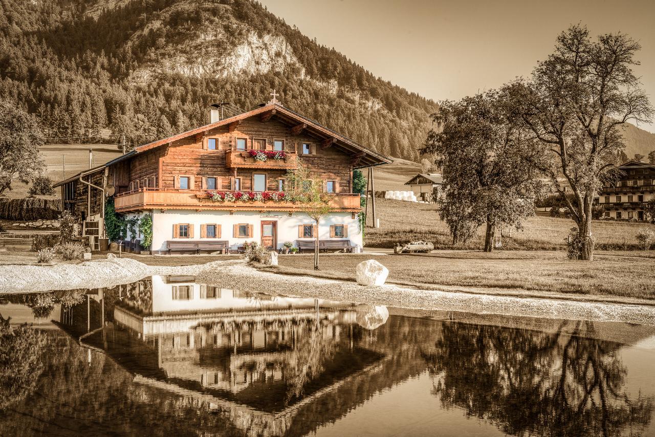 Narzenhof Wellness Chalets, Familien & Luxus Apartments Am Bauernhof Sankt Johann in Tirol Bagian luar foto